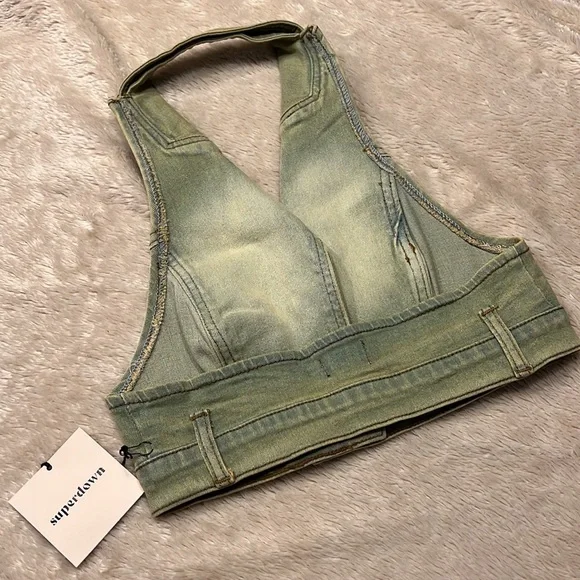 SUPERDOWN Revolve Cindy Halter Top - Picture 2 of 3